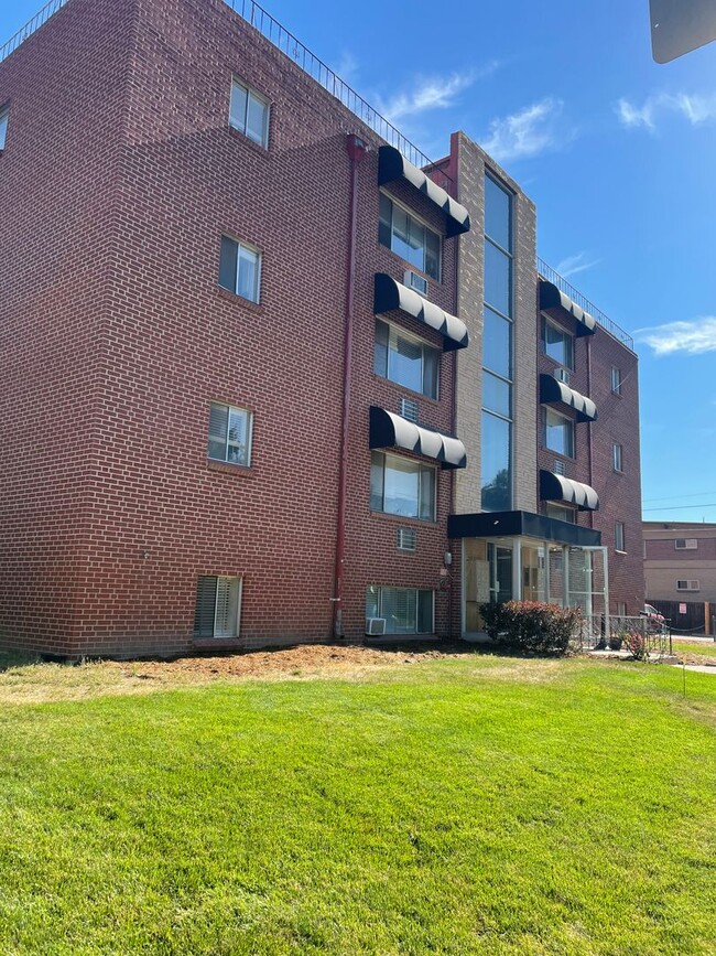 Interior Photo - Harvin Apartments