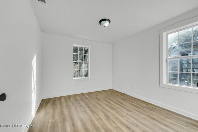 Building Photo - 2971 Warrington St