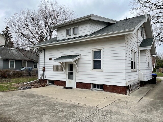 Building Photo - 1225 E Jefferson St