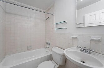 Building Photo - 58 W 106th St