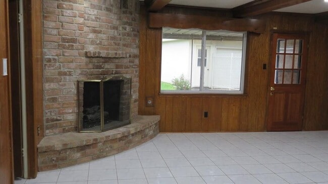 Primary Photo - 11931 Brighton Ln
