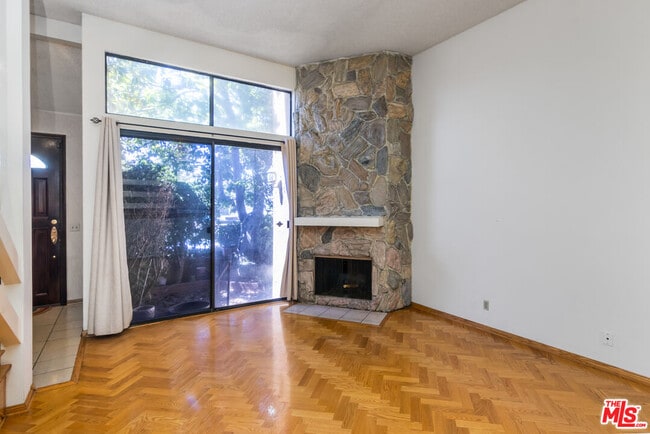 Building Photo - 14311 Hartsook St