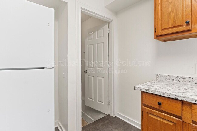 Building Photo - 2602 Elmo Pl