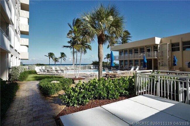 Building Photo - 5200 N Ocean Blvd