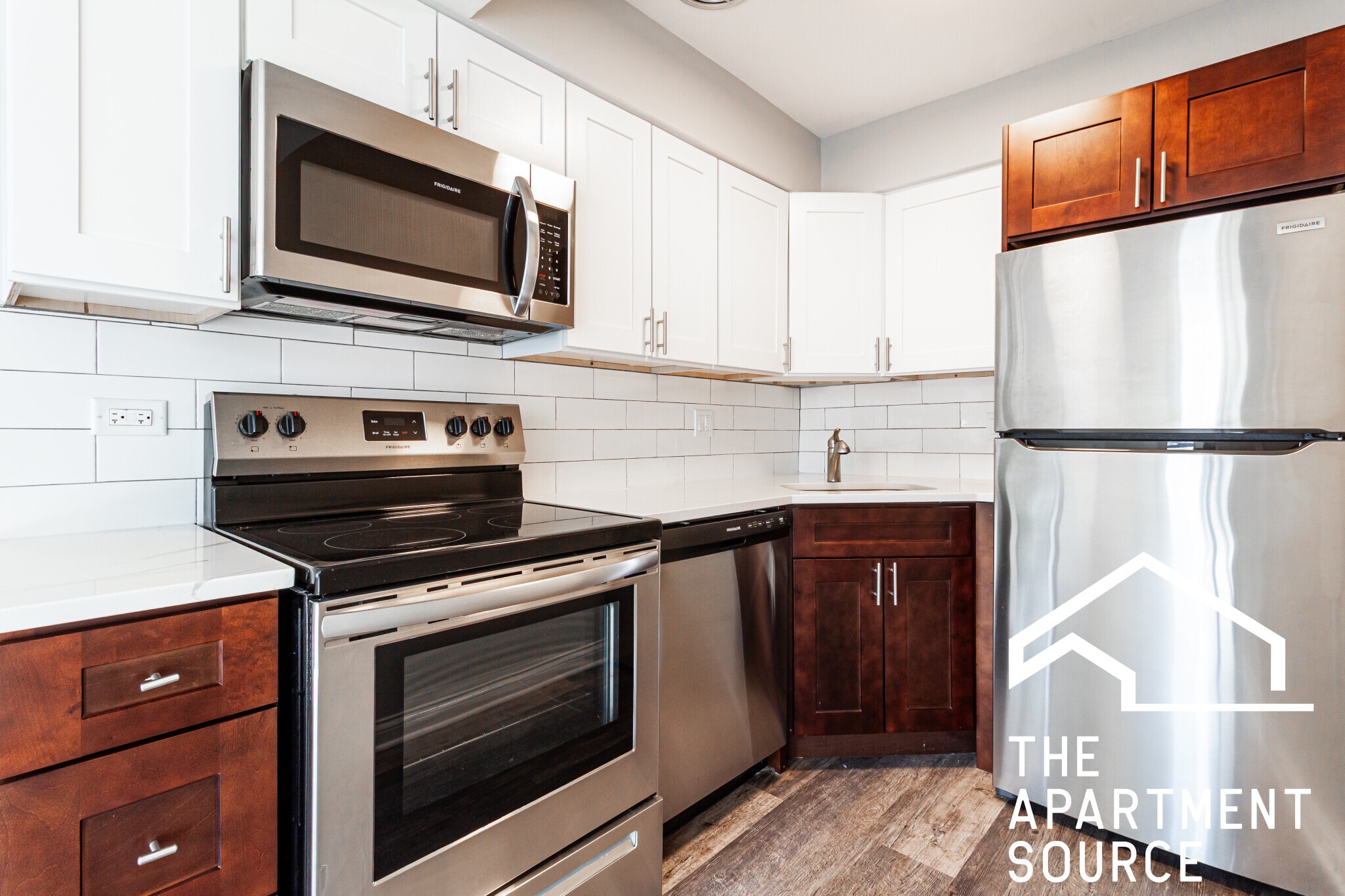 Building Photo - 745 W Gordon Ter