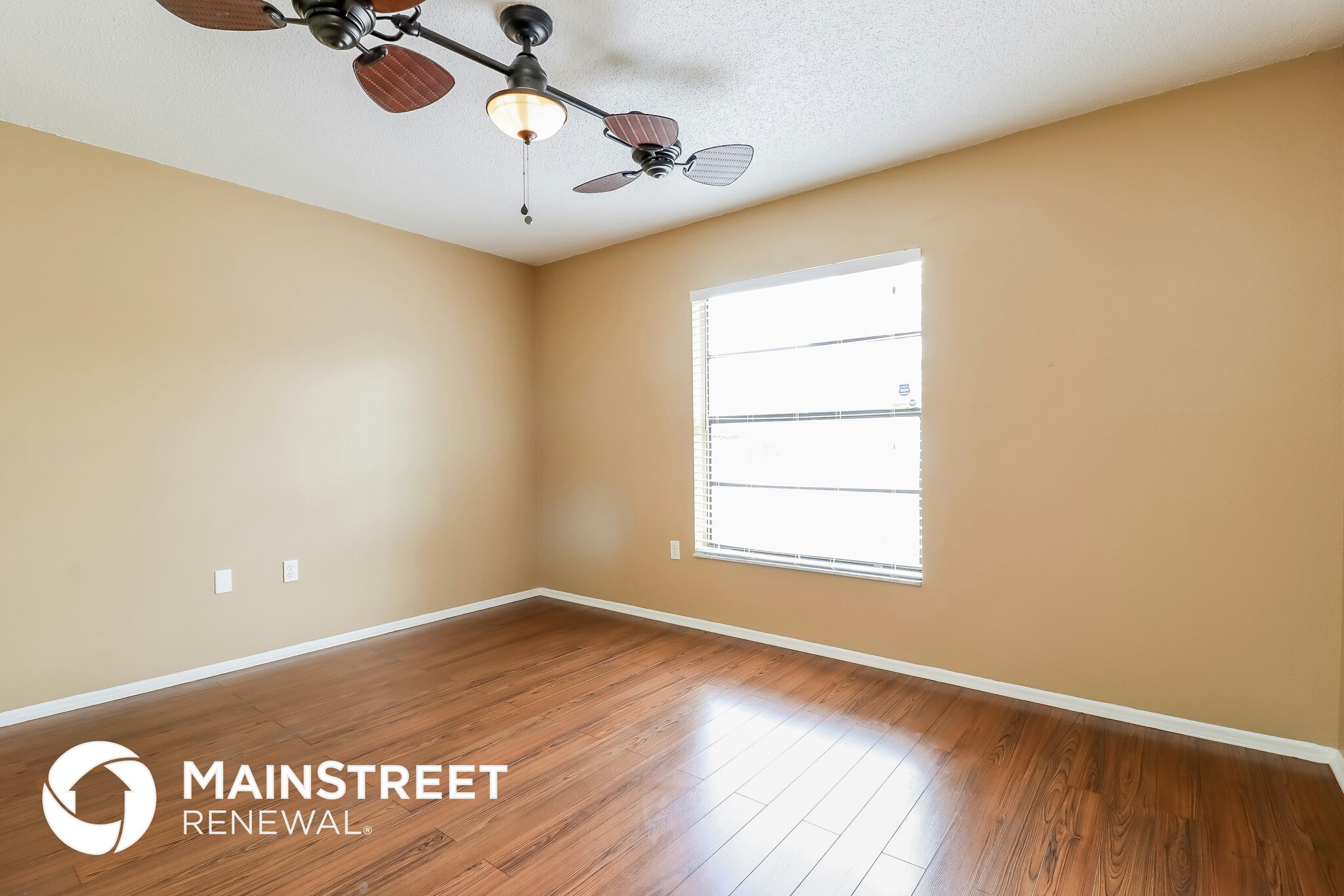 Building Photo - 8373 Camphor Dr