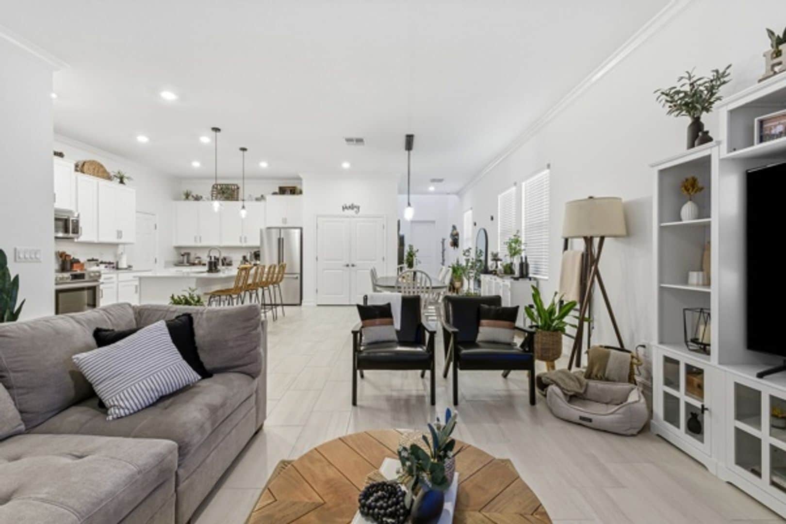 Building Photo - 7410 S Faul St