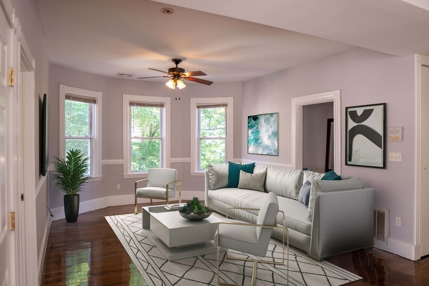 Building Photo - 23 Parker Hill Ave