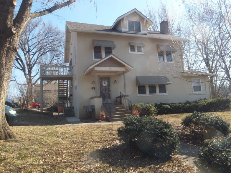Building Photo - 231 Kennedy Ave