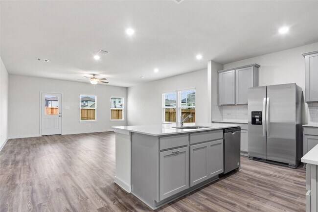 Building Photo - 30223 Fledged Wing Dr