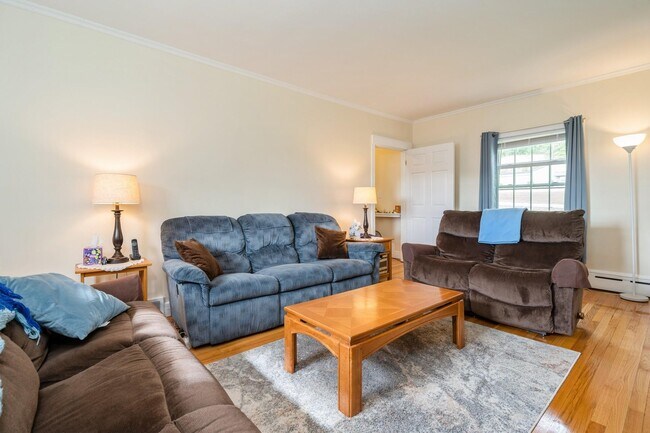 Building Photo - 1711 NY-17A