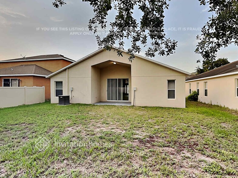 Building Photo - 8013 Alamosa Wood Ave