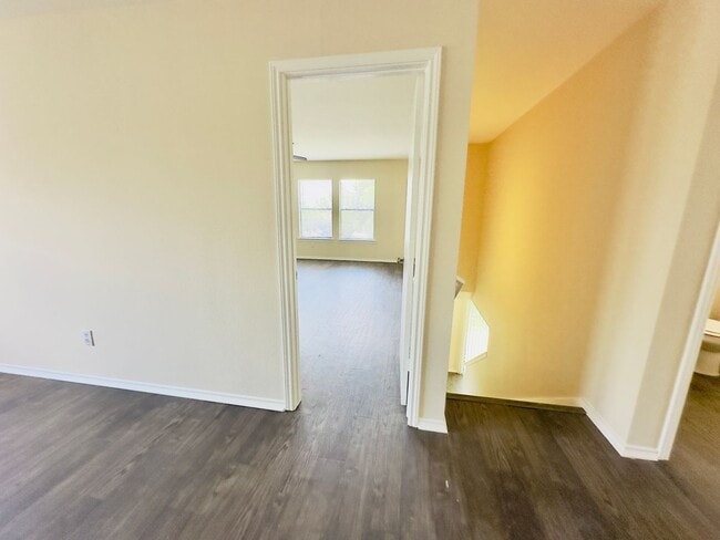 Building Photo - Spacious 4-Bedroom Home in Westwood – Leander ISD!