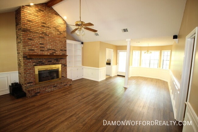 Building Photo - 308 Longmeadow Ct N