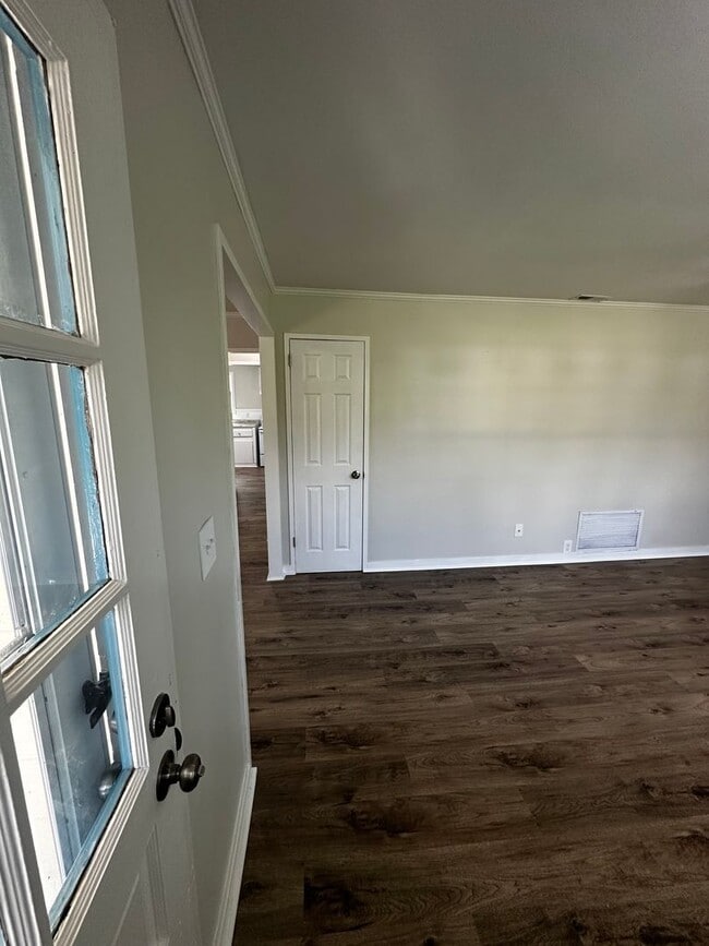 Primary Photo - 3BD/1B home near VSU