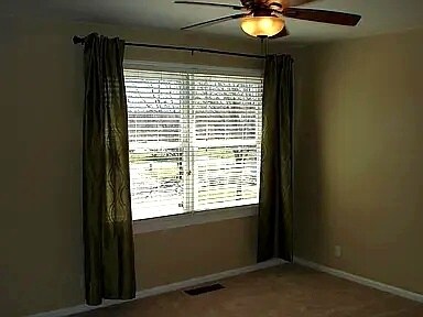 Building Photo - 1010 Ariel Ln