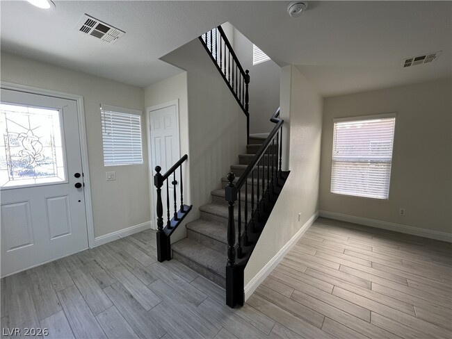 Building Photo - 7118 Garden Pond St