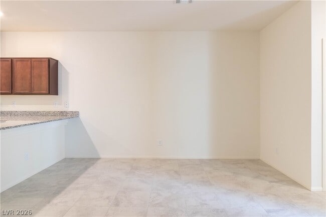 Building Photo - 3208 Brynley Ave