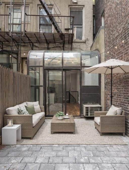 Building Photo - 221 Mott St