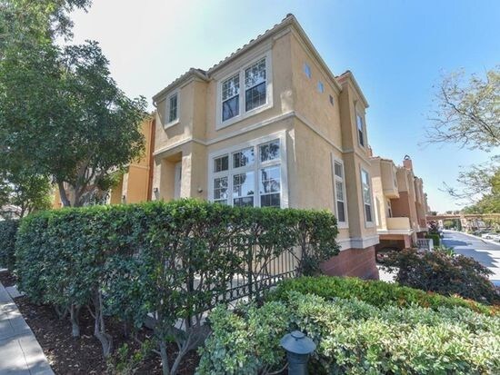 Building Photo - 11 Crivelli Aisle