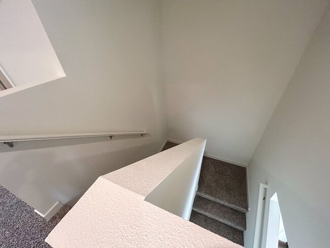 Building Photo - NEW BUILD HOME - Comfortable Living in a New Redding Neighborhood