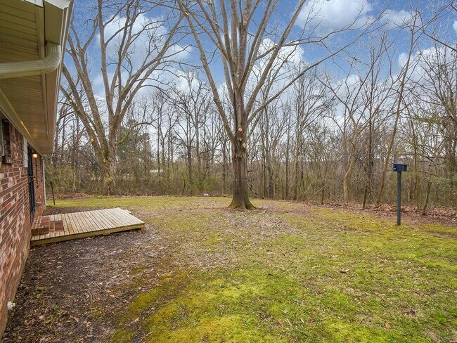 Building Photo - UPDATED 3 bed, 2 bath in Millington.