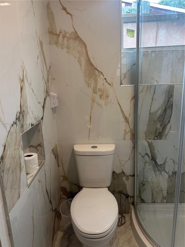 Building Photo - 7606 Embassy Blvd