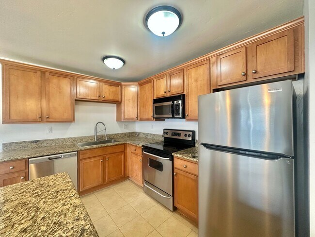 Building Photo - San Diego State Upgraded 1 BD / 1 BA W/ Pa...