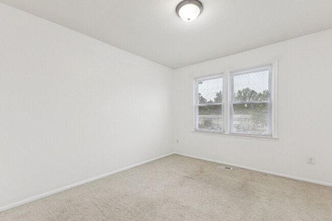 Building Photo - 9520 Mooregate Ct