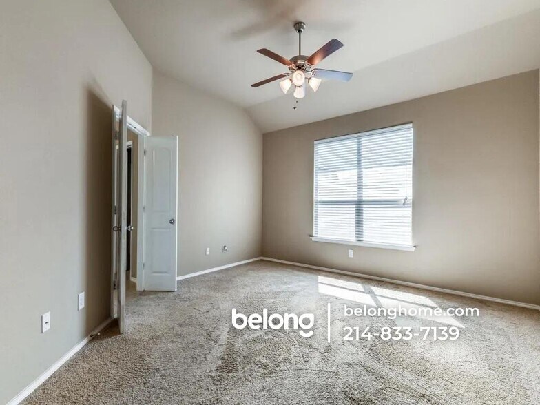 Building Photo - 11608 Netleaf Ln