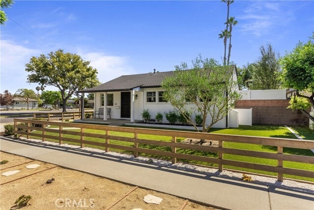 Building Photo - 2190 Gondar Ave