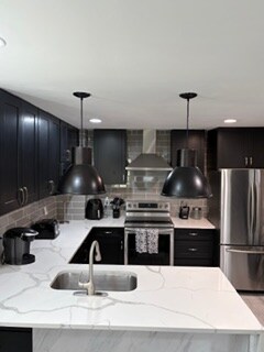 Building Photo - 665 S Preston Ct