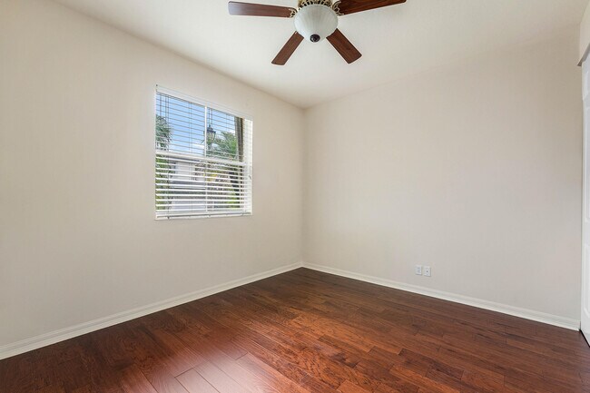 Building Photo - 195 Sedona Way
