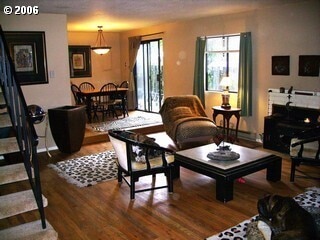 Building Photo - 3 Bed, 1 Bath Duplex in Lake Oswego