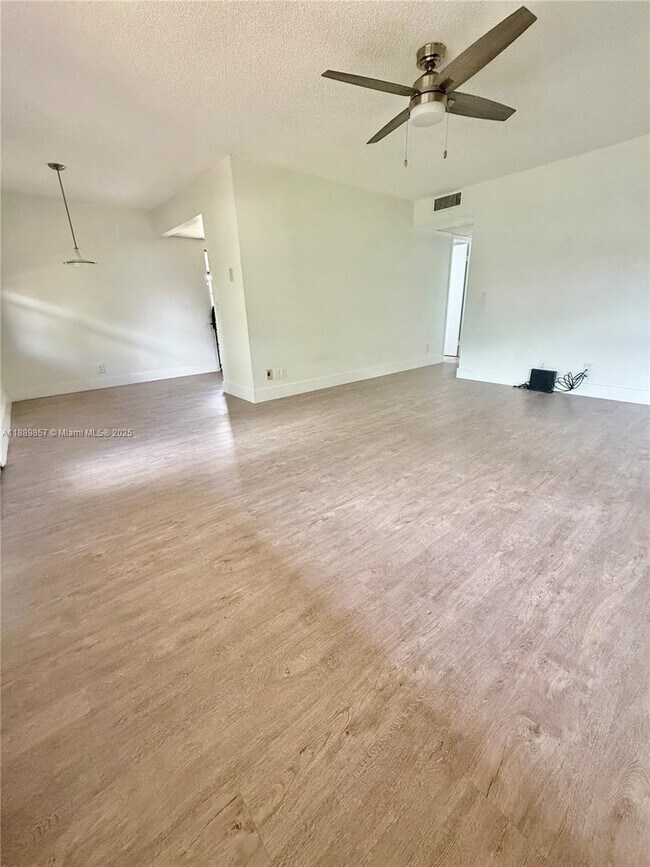 Building Photo - 150 SW 134th Way