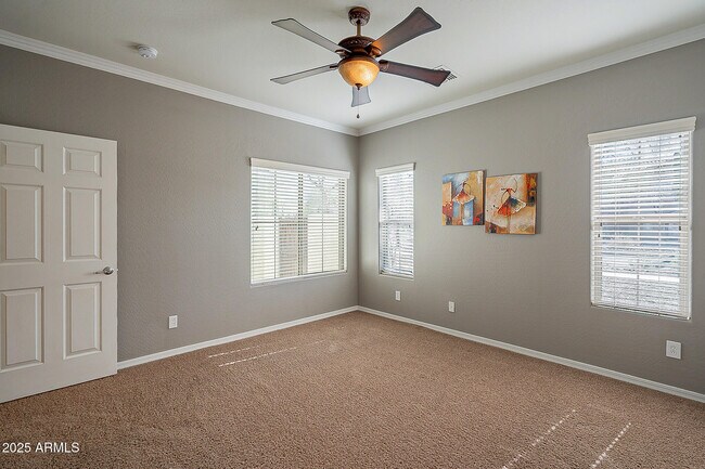 Building Photo - 2153 W Barwick Dr