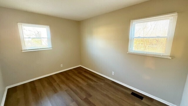 Building Photo - 9148 Rochelle Dr