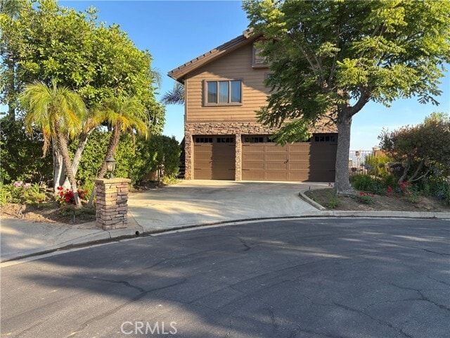 Building Photo - 3875 Ravenswood Dr