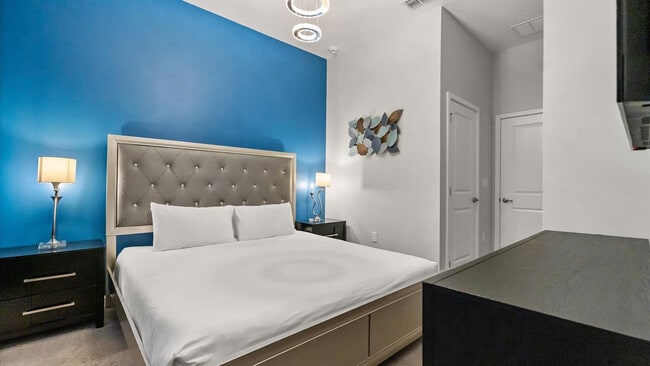 Building Photo - 307 Marcello Blvd