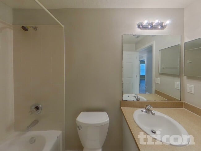 Building Photo - 15420 Florida Breeze Loop