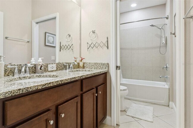 Building Photo - 193 Captiva Dr