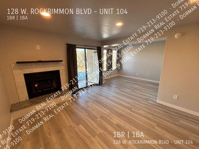 Building Photo - Updated studio condo in Rockrimmon