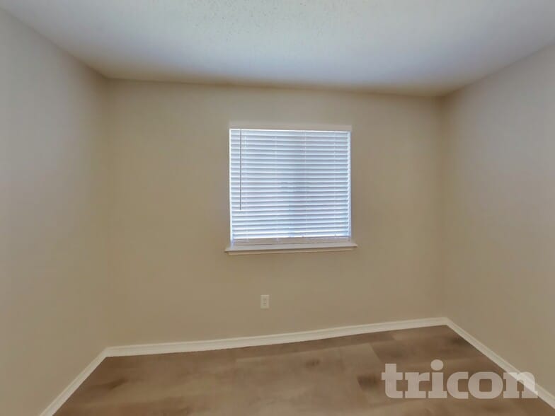 Building Photo - 1502 Warrington Way