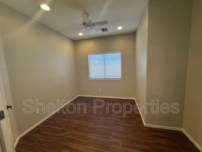 Building Photo - 12913 W Corrine Dr
