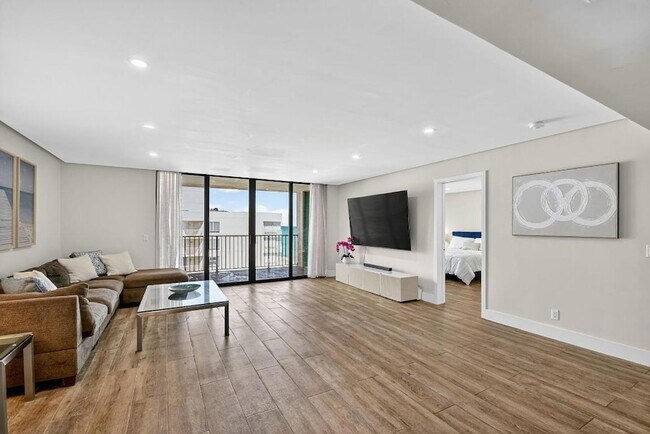 Building Photo - 3610 S Ocean Blvd