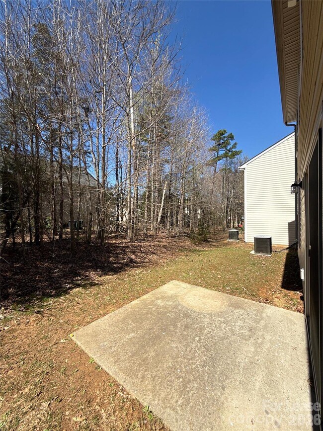 Building Photo - 354 Cornielle Ln