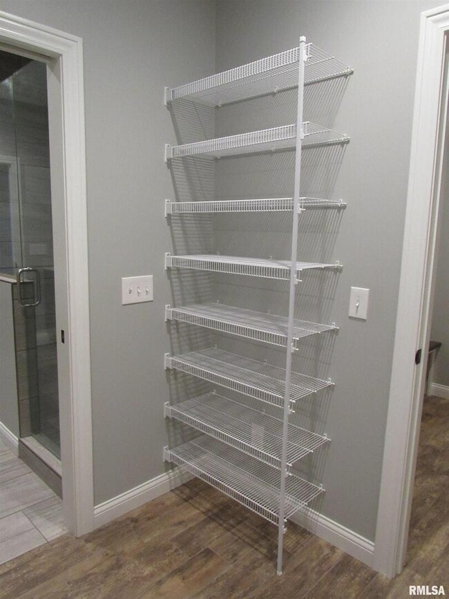 Building Photo - 1659 Celtic Ct