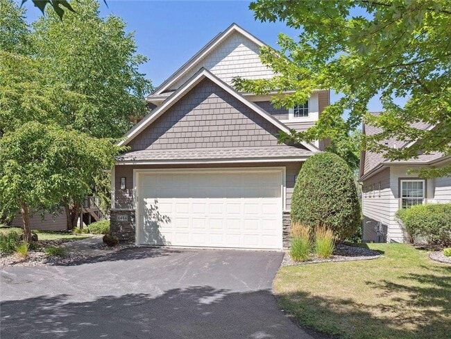Building Photo - 6484 Ivy Way