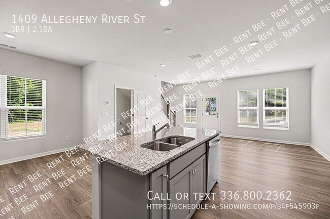Building Photo - 1409 Allegheny River St