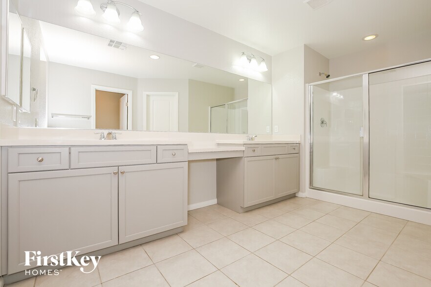 Building Photo - 4556 Amberley Ridge Ave